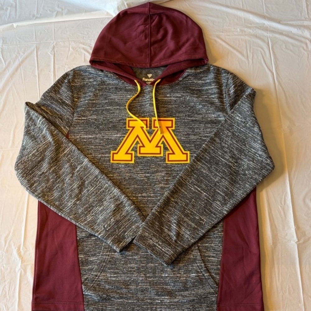 University of Minnesota Golden Gophers Hooded Pullover